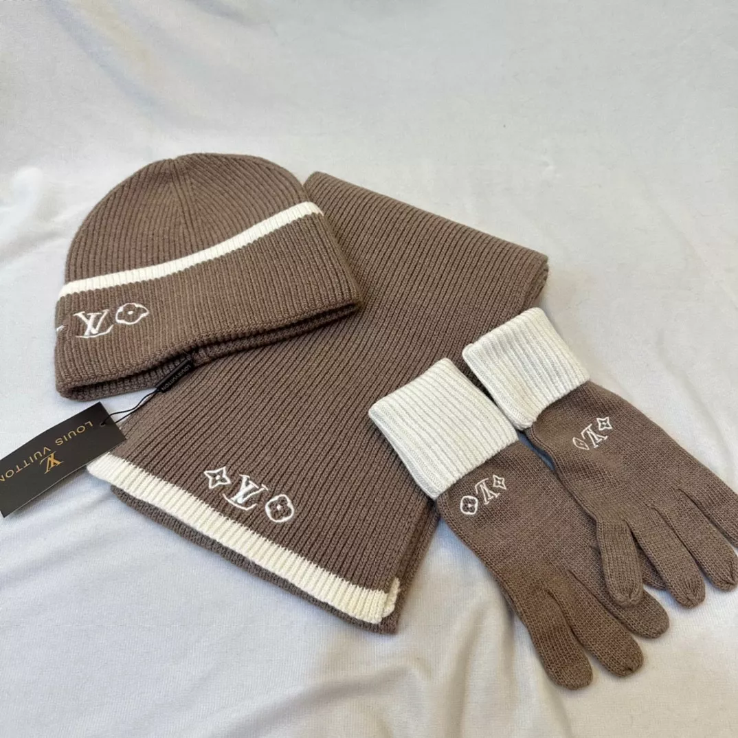 louis vuitton lv hat and echapres and glove set s_127aa73